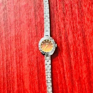 Vintage retro ladies watch Zaria 17 jewels with box chrome   wristwatch USSR